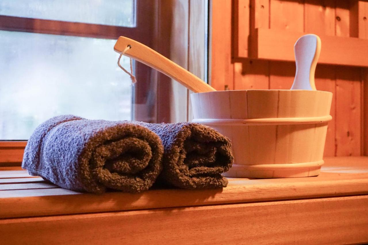 Ruhe Unter Reet-Haus Mit Sauna, Whirlpool Und Kamin Gnarrenburg Eksteriør billede