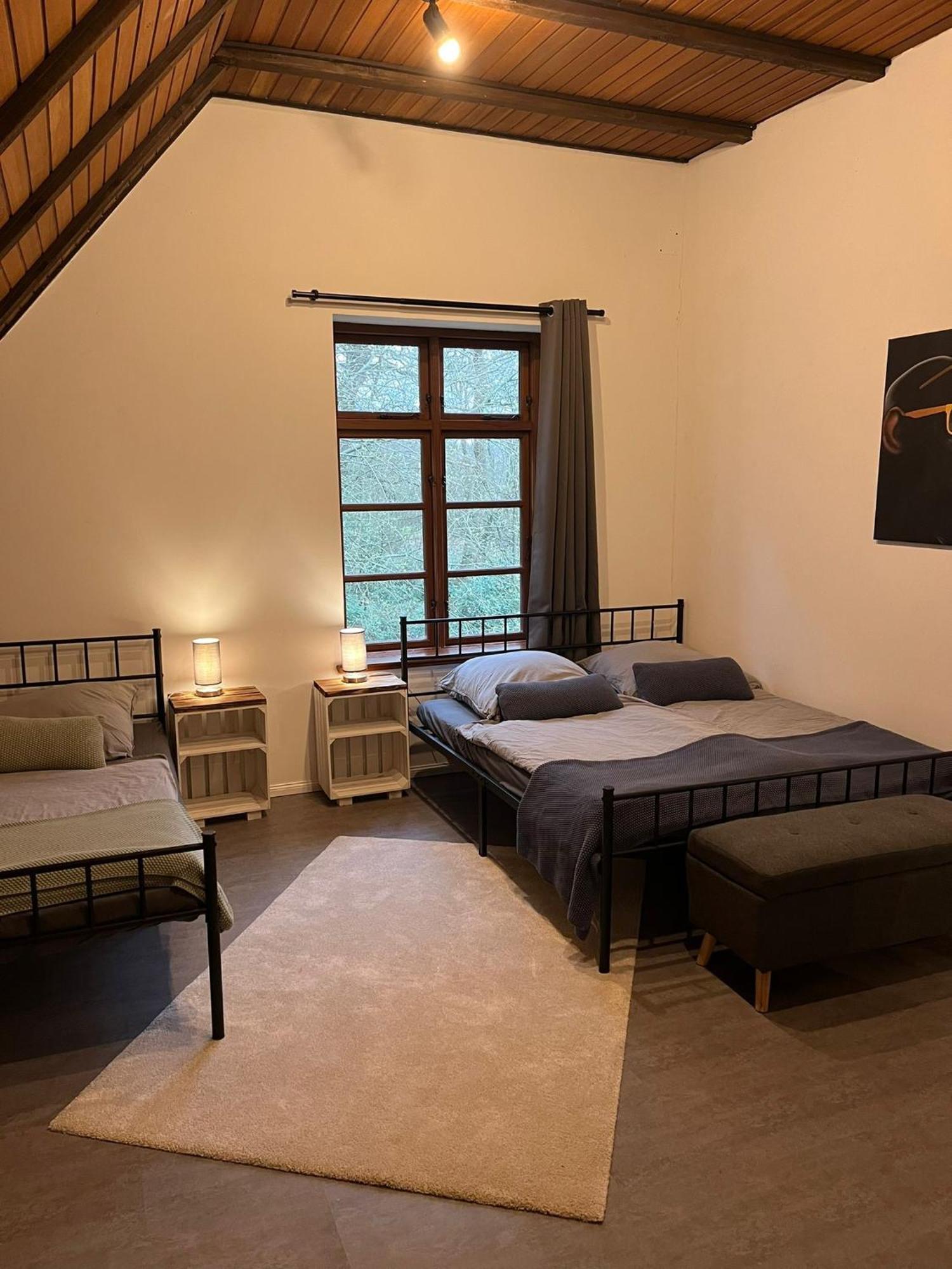 Ruhe Unter Reet-Haus Mit Sauna, Whirlpool Und Kamin Gnarrenburg Eksteriør billede