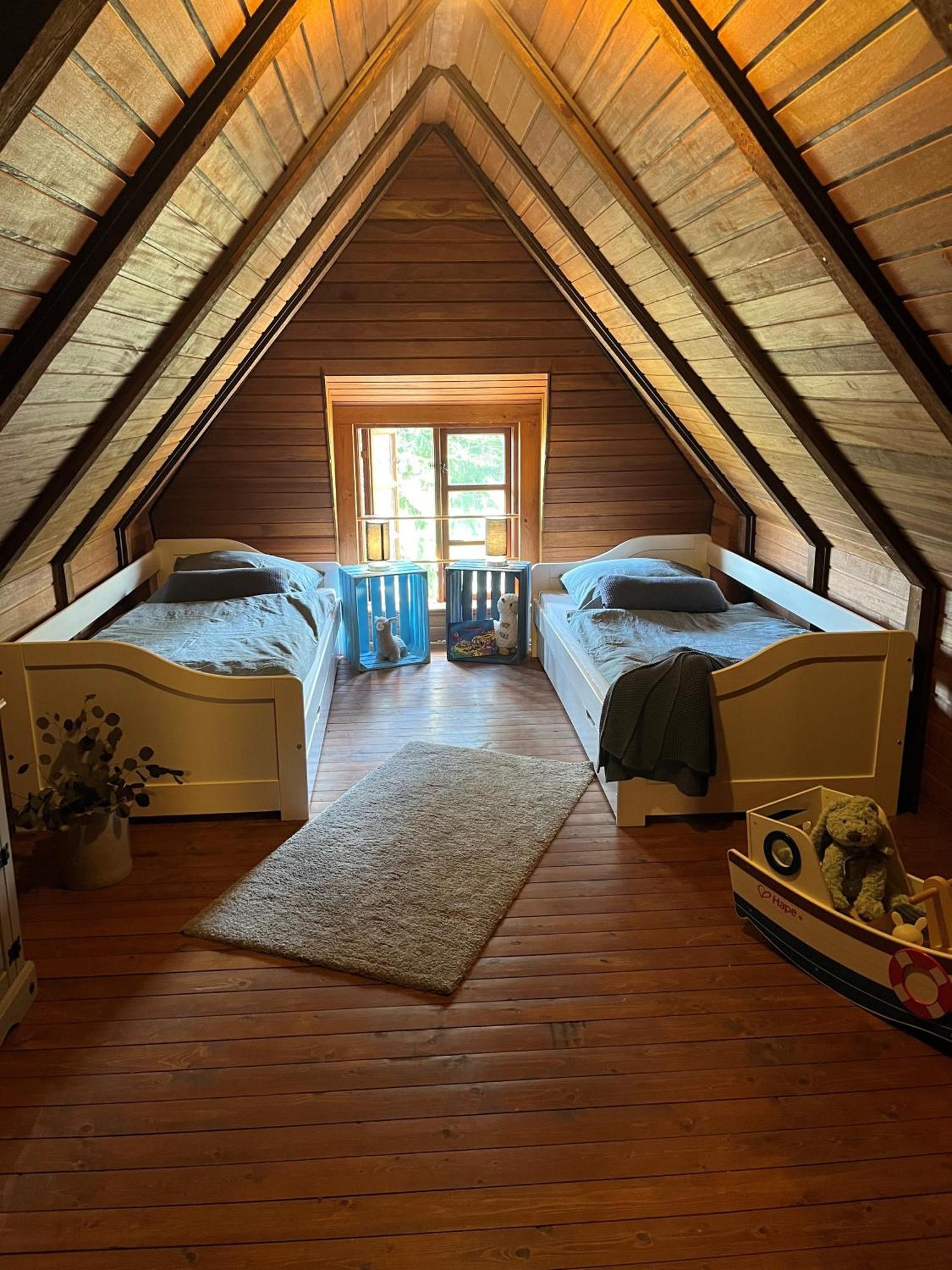 Ruhe Unter Reet-Haus Mit Sauna, Whirlpool Und Kamin Gnarrenburg Eksteriør billede