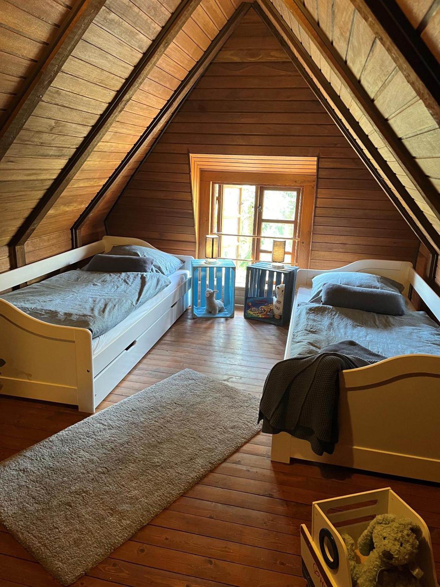 Ruhe Unter Reet-Haus Mit Sauna, Whirlpool Und Kamin Gnarrenburg Eksteriør billede